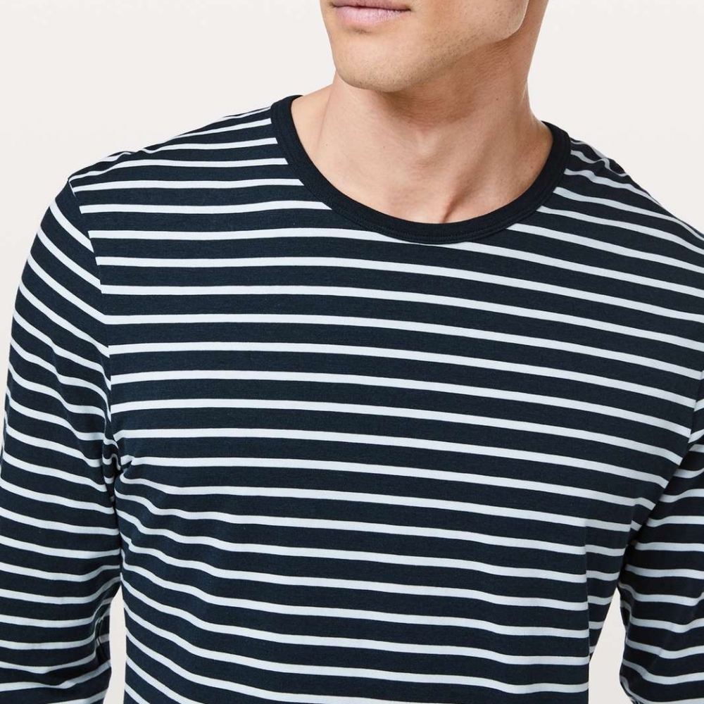 Lululemon 5 Year Basic Large Long Sleeve Yachtie … - image 1